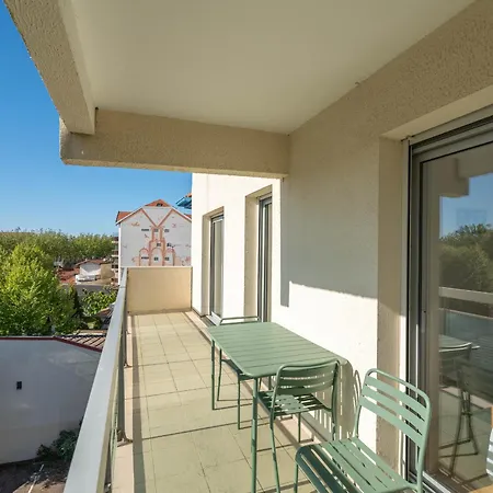 Daire T2 Idealement Situe A - Proche Plage, Commerces Et Gare - Parking Prive - Fr-1-319-452